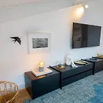 Liberdade Stylish Attic With Ac And View * Lisboa