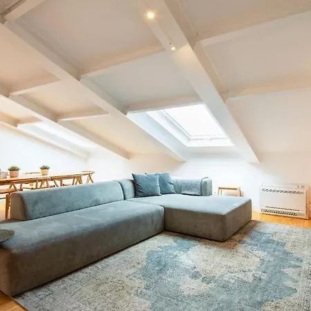 Lejlighed Liberdade Stylish Attic With Ac And View Lisboa