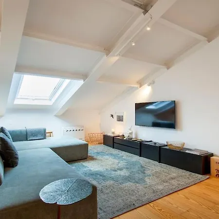 Liberdade Stylish Attic With Ac And View Lisboa