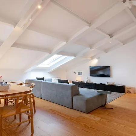 Liberdade Stylish Attic With Ac And View Lejlighed